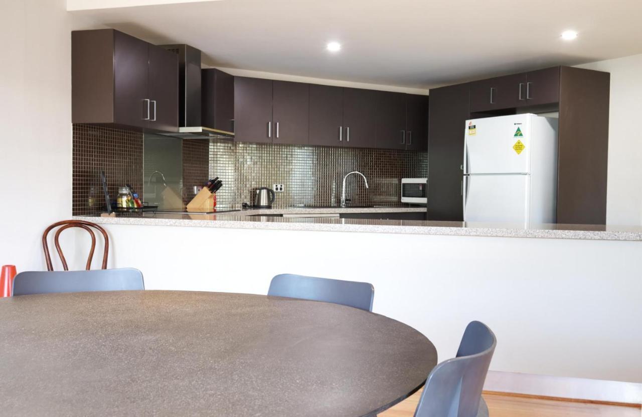 Fiveways Balcony, King Bed, Chef'S Kitchen Apartment Fremantle Exterior photo